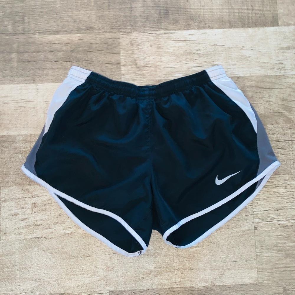 Womens Nike Dri-Fir Shorts Size Small
